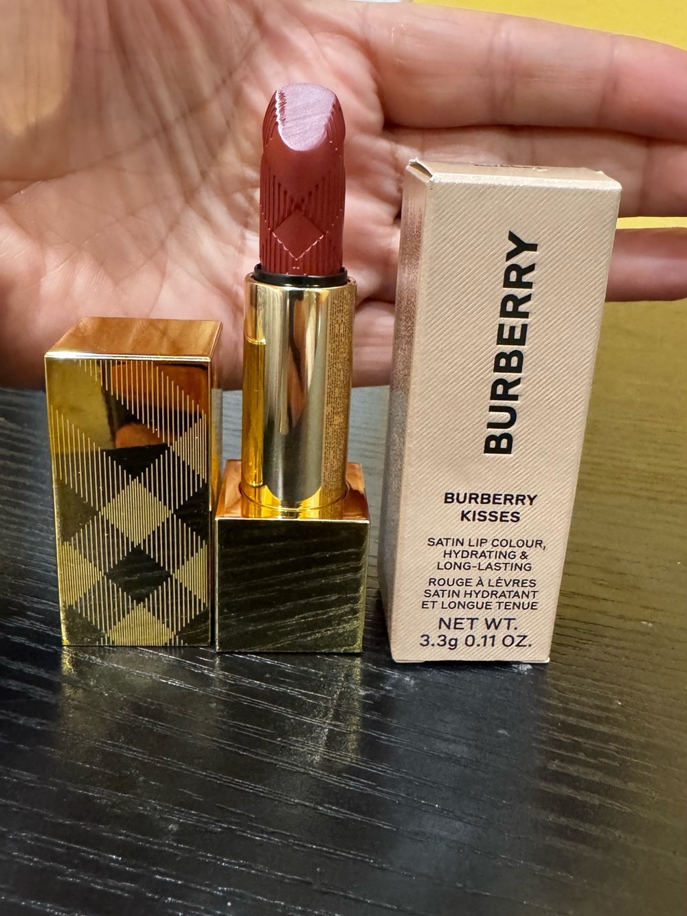 Burberry Kisses Satin Lipstick - Shade: 93 Russet BNIB